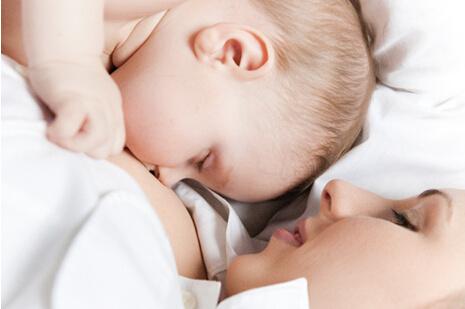 母乳喂養有助于恢復身形